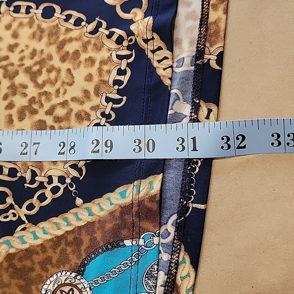 Foreign Exchange Size Unknown Abstract Bodycon Mini Dress, Cutout Back Accent - Picture 9 of 10